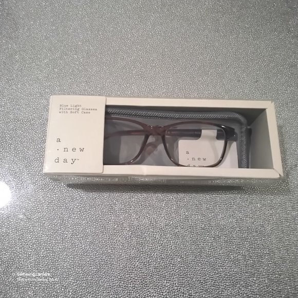 A Pair of Unisex "A New Day" Tortoise Blue-Light Filtering Glasses & Case NIB - Picture 2 of 6
